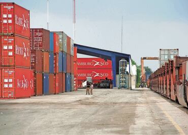 Vende 249 mil mdd México a EU, un récord