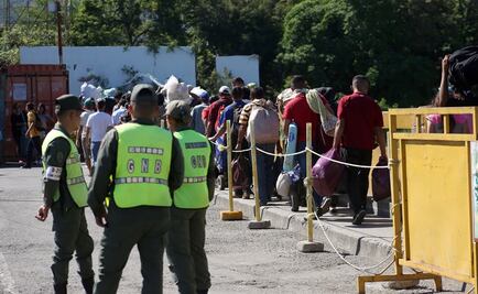 Miles comienzan a cruzar a Colombia tras reapertura de frontera en Venezuela