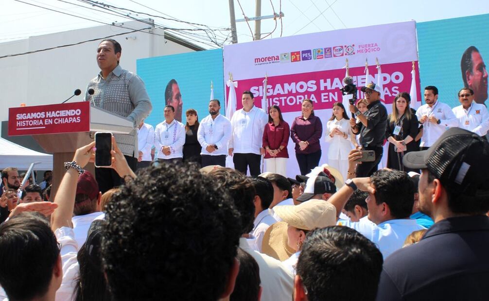 Eduardo Ramírez Aguilar aseguró que no dejara de visitar ni un solo municipio de Chiapas, incluso en aquellos lugares a donde nadie va. Foto: @MorenaChiapas_ 