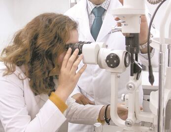 Acusan falta de transparencia para becas del Conacyt