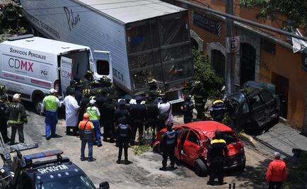 Suman 4 muertos por choque múltiple en Santa Fe