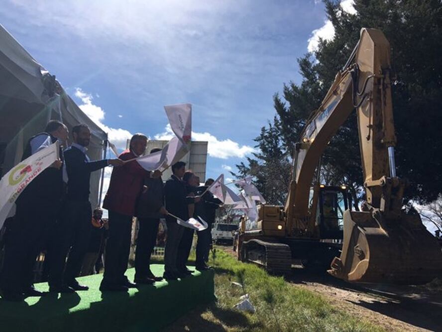 Gerardo Ruiz Esparza, titular de la SCT, inauguró el tramo carretero Pirámides y la carretera Lechería-Texcoco (Foto: @gruizesp)