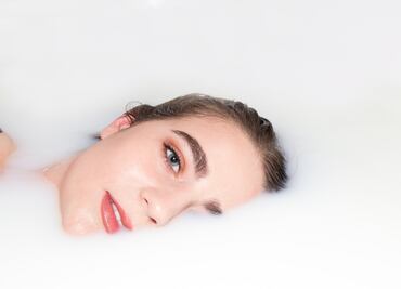 Los sorprendentes usos del vinagre de manzana en la belleza