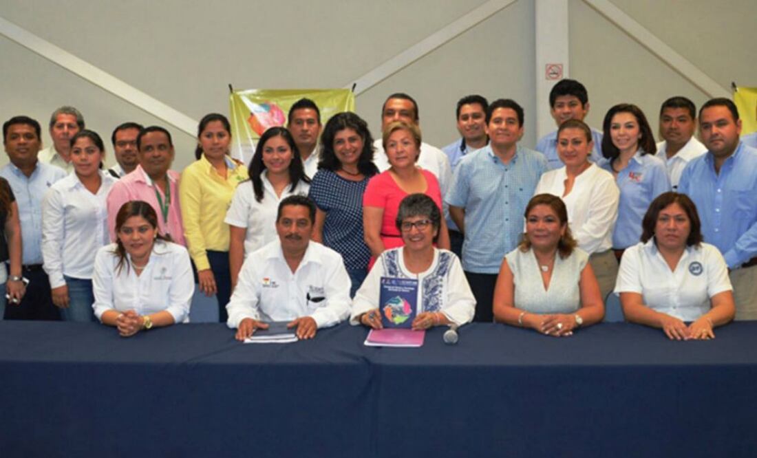 Se trata de un laboratorio de fabricación digital, donde en un sólo espacio móvil hay equipamiento como impresoras 3D, equipos de manufactura sustractiva y drones