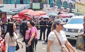 Asesinan a vendedor de aguas en el Centro Histórico; atacantes huyen en motocicleta