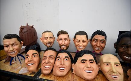 Masks of the best soccer players, made in Mexico