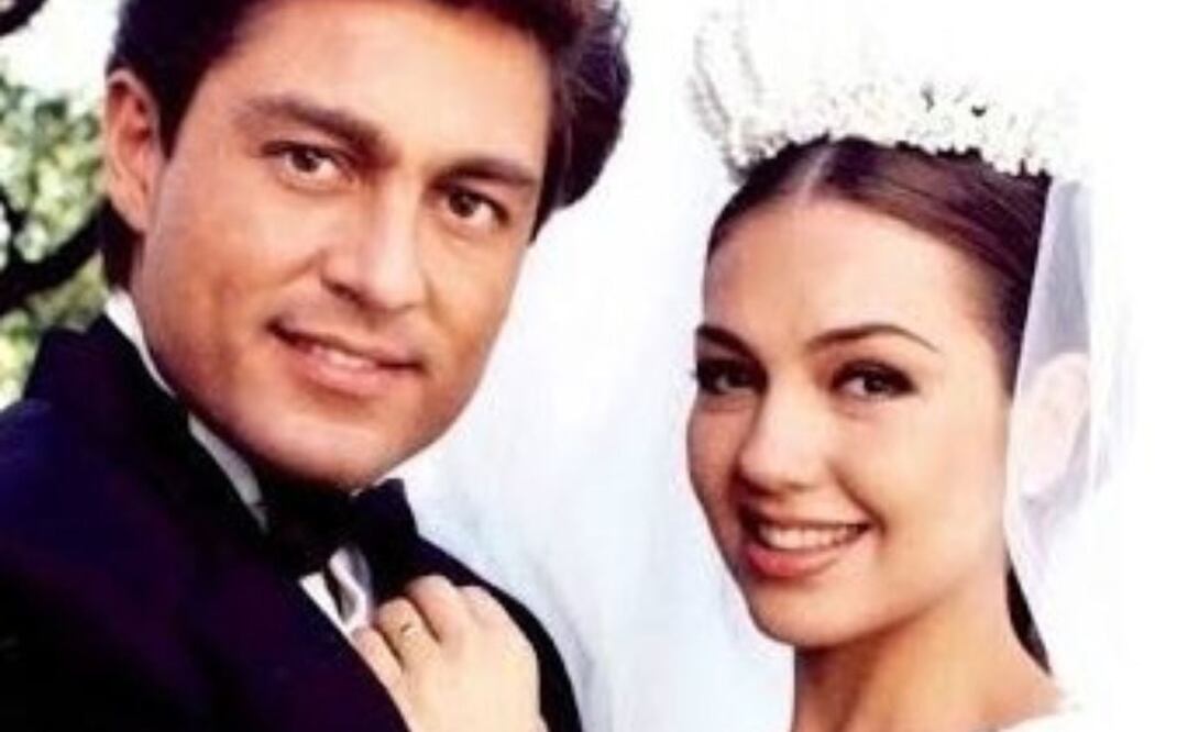 Thalia y Fernando Colunga. Foto: Twitter @tjpc33