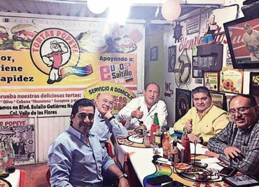 Ex vocero de Fox recibe contratos de lujo