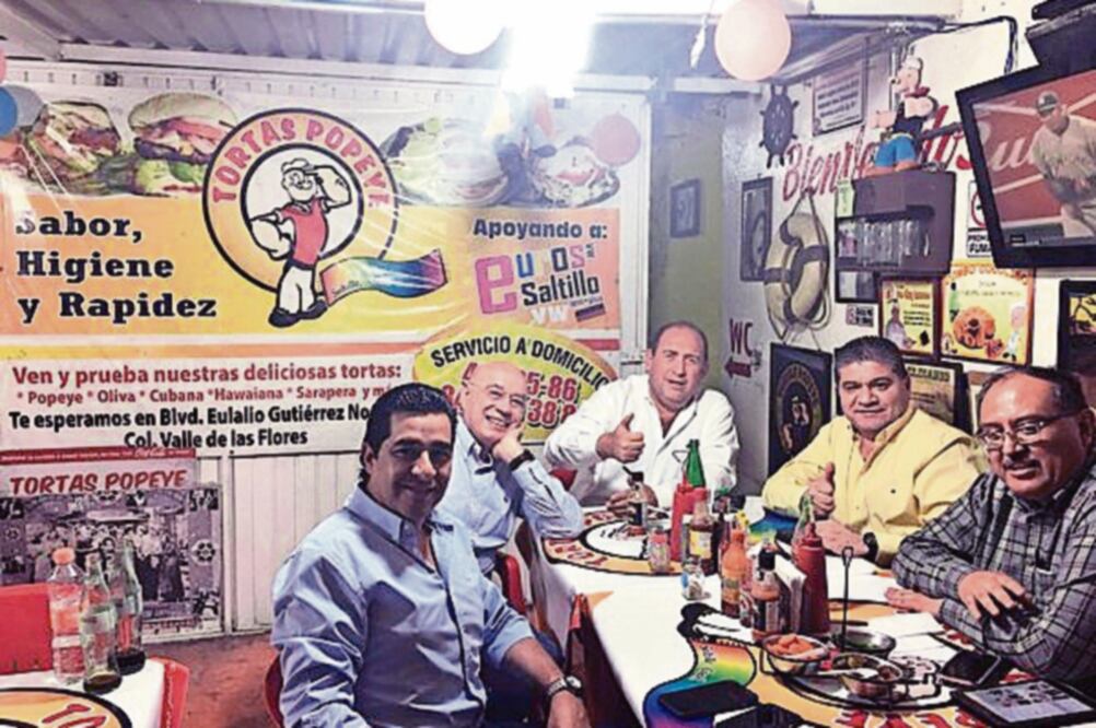 Rubén Aguilar (segundo de izq. a der.), ex vocero del ex mandatario Vicente Fox, es socio administrador de Afan Consultores Internacionales (ESPECIAL)