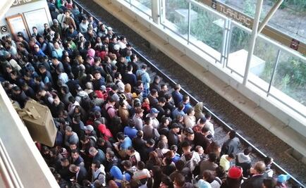 Usuarios de la Línea 12 del Metro reportan marcha lenta