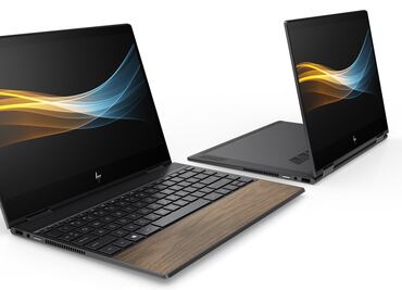 Lanzan laptop elaborada con madera