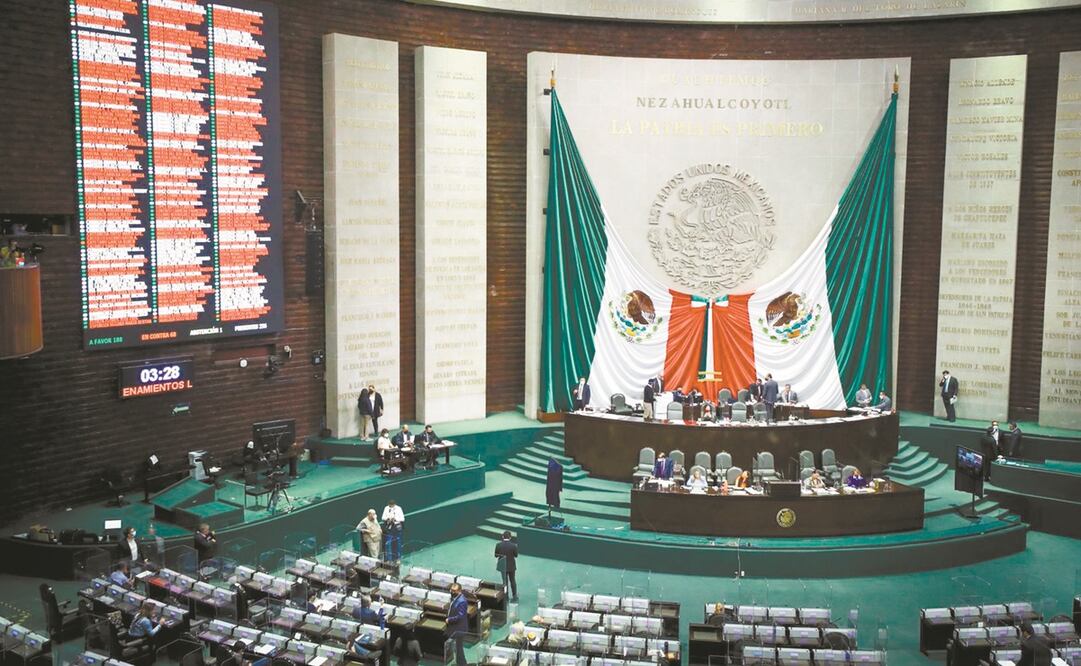 Las iniciativas que no pasaron de Morena podrán presentarse en la siguiente Legislatura en San Lázaro. Foto: ARCHIVO EL UNIVERSAL