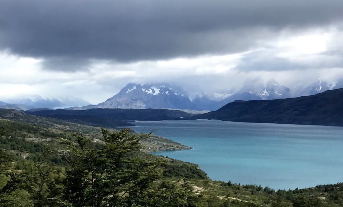 Imagen del Parque Nacional Torres del Paine considerado una de las siete maravillas naturales del mundo y santuario para alpinistas en la Patagonia, el 24 de diciembre de 2022. Foto: EFE