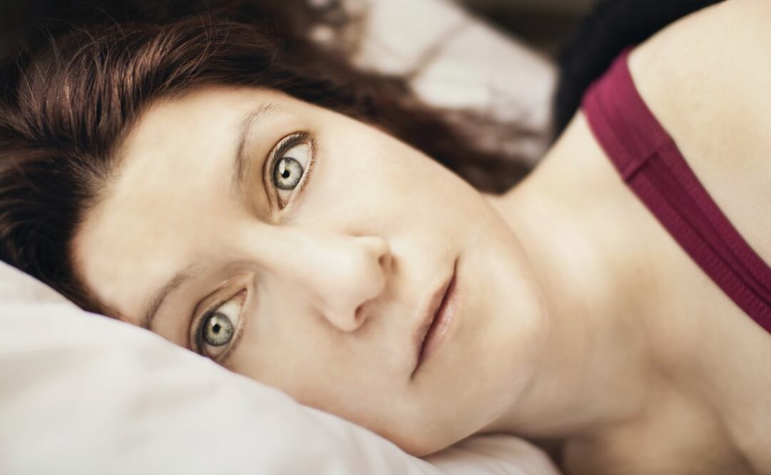 La parálisis del sueño se puede evitar mejorando hábitos al dormir. Foto: Unsplash