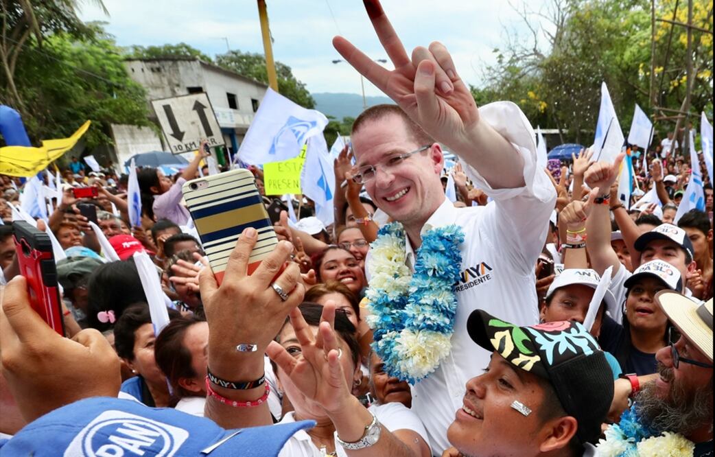 Ricardo Anaya durante una concentración ciudadana en Acatlán de Perez, Oaxaca. Foto: Ariel Ojeda/EL UNIVERSAL