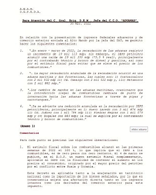 Informes de la Secretaría de la Defensa Nacional (Sedena) expuestos en el hackeo de sus correos electrónicos, conocido como el caso Guacamaya Leaks, ligados al huachicol fiscal, y a los que tuvo acceso EL UNIVERSAL. Foto: Especial