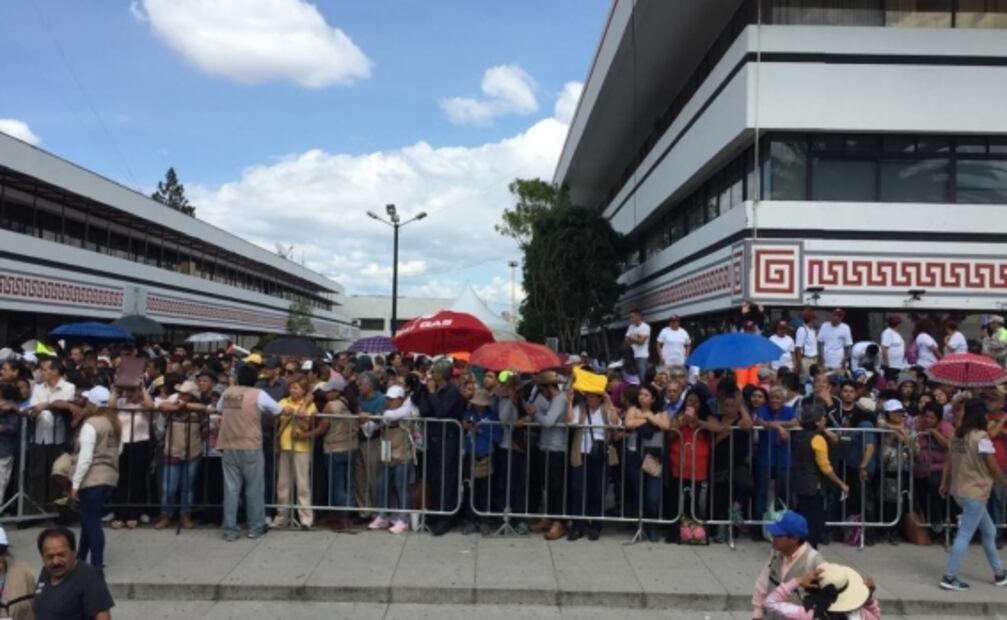 Abarrotan explanada de la GAM por evento de AMLO