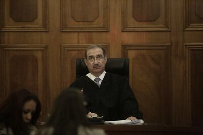 Se aferra ministro a reforma de Ley de Réplica