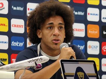 Adalberto Carrasquilla minimiza la falta de victorias de Pumas; considera que todavía no existe presión