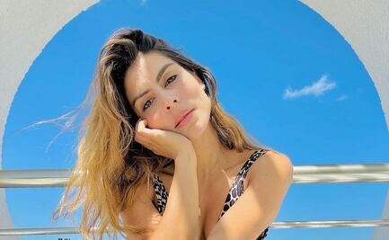 María León enciende Instagram en bikini multicolor