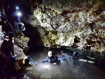 "Los cenotes, verdaderos túneles del tiempo"