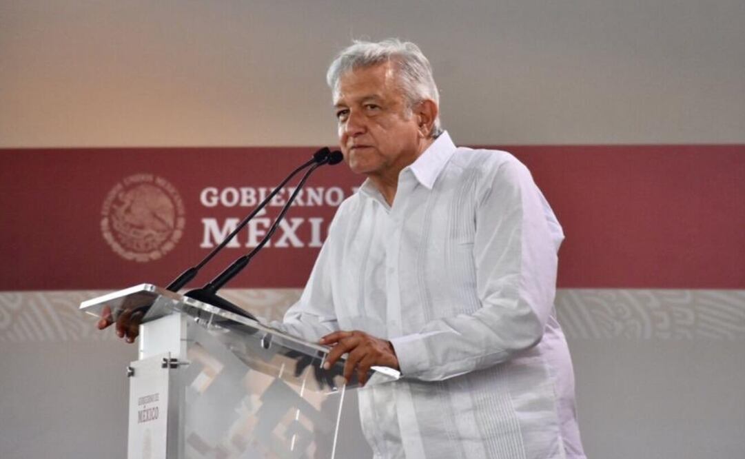 AMLO sostuvo un encuentro con el pueblo maya peninsular y población indígena migrante. Foto: Twitter @DEELAYUUK