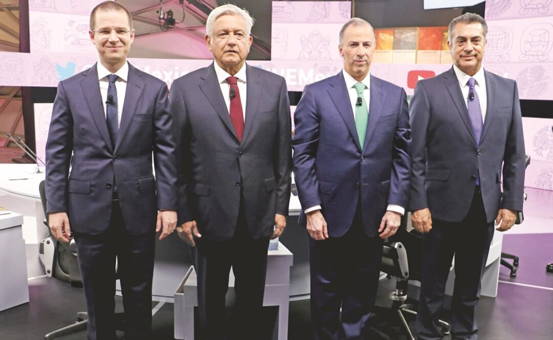 Los candidatos presidenciales Ricardo Anaya, Andrés Manuel López Obrador, José Antonio Meade y Jaime Rodríguez Calderón argumentaron sobre sus propuestas en el último debate previo a la elección. Foto: INE
