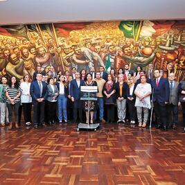 Cultura va por reconstrucción y redistribución de la riqueza