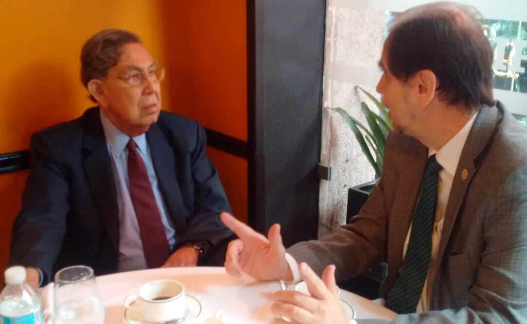 Cuauhtémoc Cárdenas y Agustín Basave( Tomada @abasave)