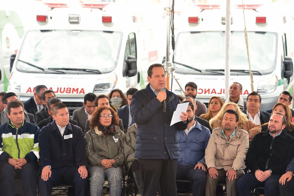 El gobernador Eruviel Ávila recorrió el Hospital Mexiquense de Salud Visual, el único en su tipo en todo el territorio estatal, que se ubica en Naucalpan (ESPECIAL)