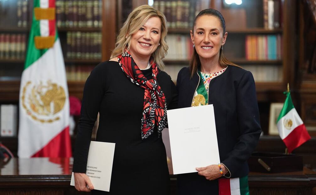 Claudia Sheinbaum y la embajadora de República de Polonia, Agnieszka Frydrychowicz-Tekieli. Foto: Presidencia
