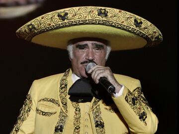 Reportan como crítico el estado de salud de Vicente Fernández