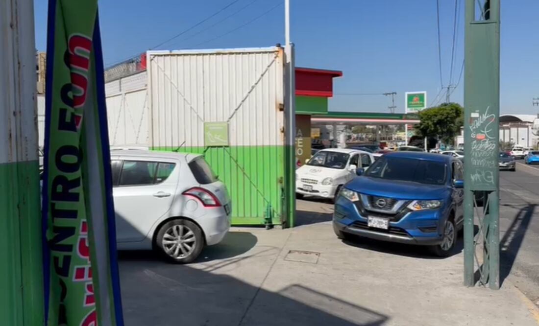 En alguno de los centros de atención ya ni van los automovilistas porque no hay hologramas. Foto: Emilio Fernández/El Universal