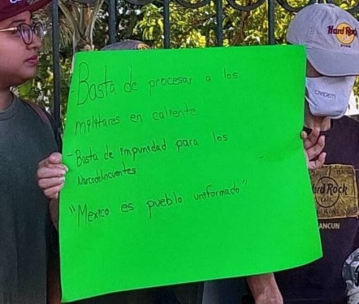 Protestan en diferentes estados a favor de militares en proceso por homicidio de jóvenes en Matamoros