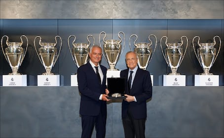 José Mourinho es presentado oficialmente como entrenador del Real Madrid: “Es volver a casa”