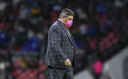 Miguel Herrera no gana en el estadio Azteca tras salir de América
