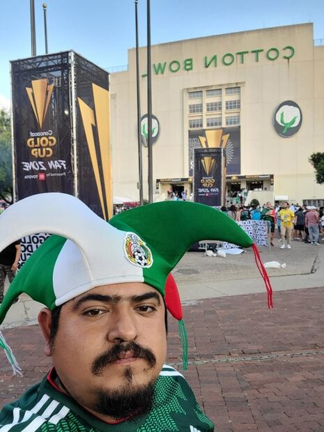 Aficionados gastan más de 60 mil pesos por ver a la Selección Mexicana