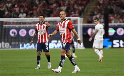 Chicharito debuta con Chivas; regresó a las canchas después de ocho meses