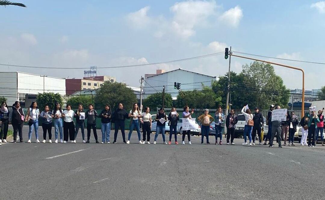 Familiares de Sara Cruz bloquean avenidas en Edomex exigiendo su regreso tras su desaparición el 18 de julio. Foto: Especial