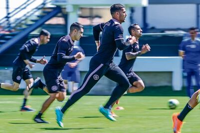 Cruz Azul enfrenta difícil choque contra el León; de visita se le complica ganar
