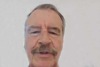 Fox pide a mexicanos en EU no votar por AMLO