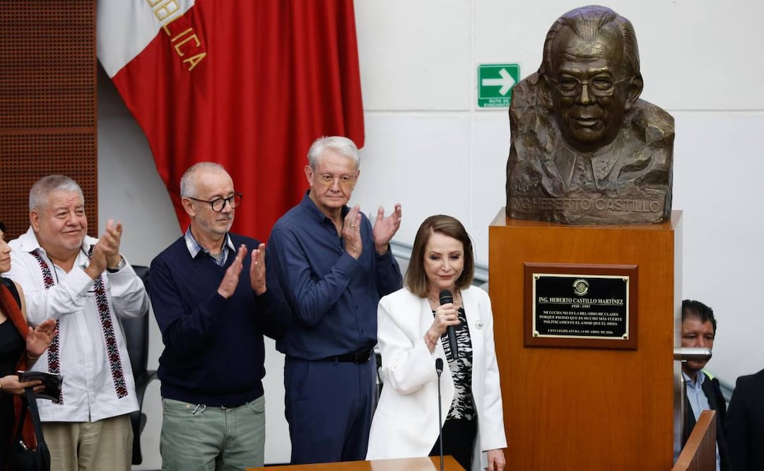 Develación de placa y busto del Ing. Heberto Castillo Martínez en el salón de la Comisión Permanente del Senado (14/04/2026). Foto: Diego Simón / EL UNIVERSAL