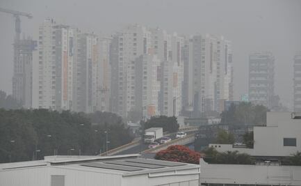 Así amanece la CDMX, con intensa neblina y frío