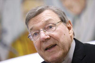 Cardenal ve "enormes errores" de la Iglesia católica