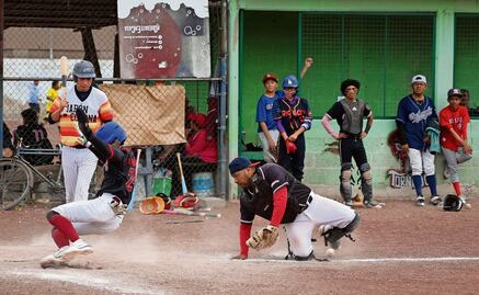 FOTOS: Liga de beisbol en Ecatepec, para todas las edades