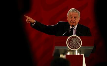 Habrá nuevas bases de licitación de la Red Troncal: AMLO