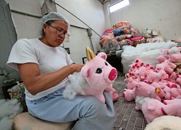 Puerco cornio, muñeco de peluche más requerido para Día del Amor