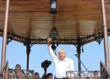 Anaya y Meade se la pasan en la procuraduría, pelean por el segundo lugar: AMLO