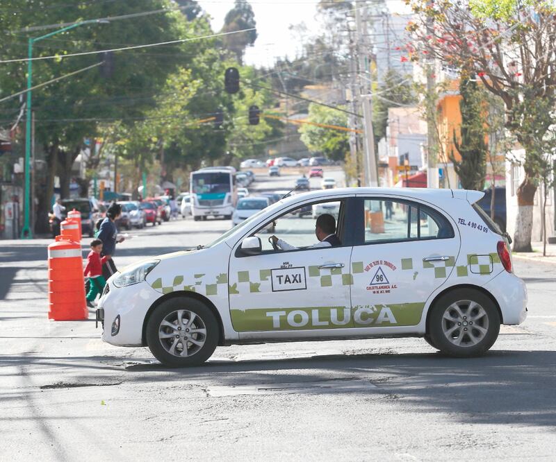 Los taxistas aseguran que denuncian este nuevo tipo de extorsión con el objetivo de que los compañeros no caigan en el delito. Foto: JORGE ALVARADO. EL UNIVERSAL