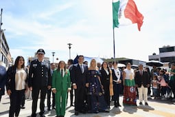 Huixquilucan presume desfile patrio con miles de asistentes y saldo blanco